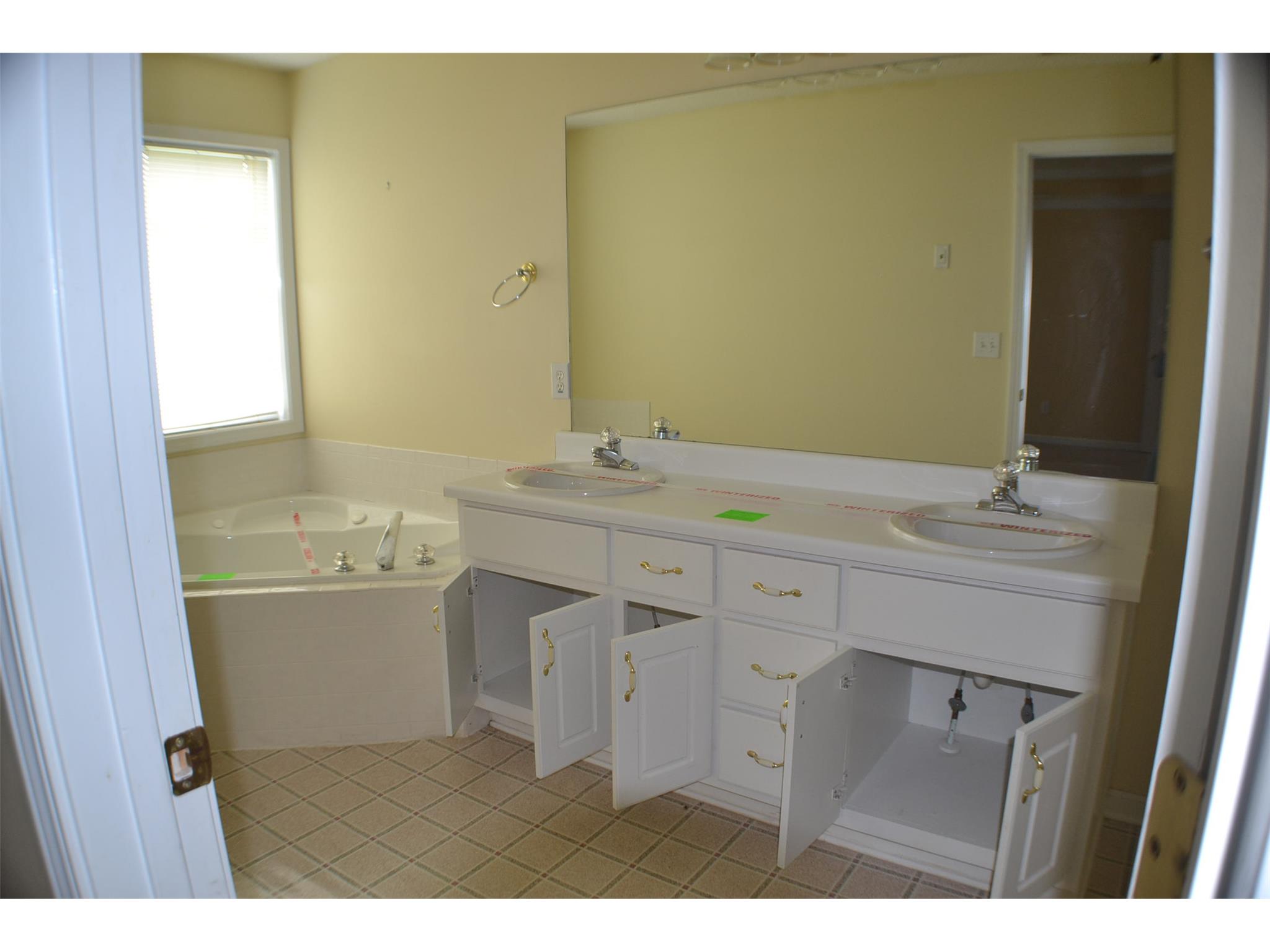 260 Berkshire Dr, Covington, GA 30016 photo 7