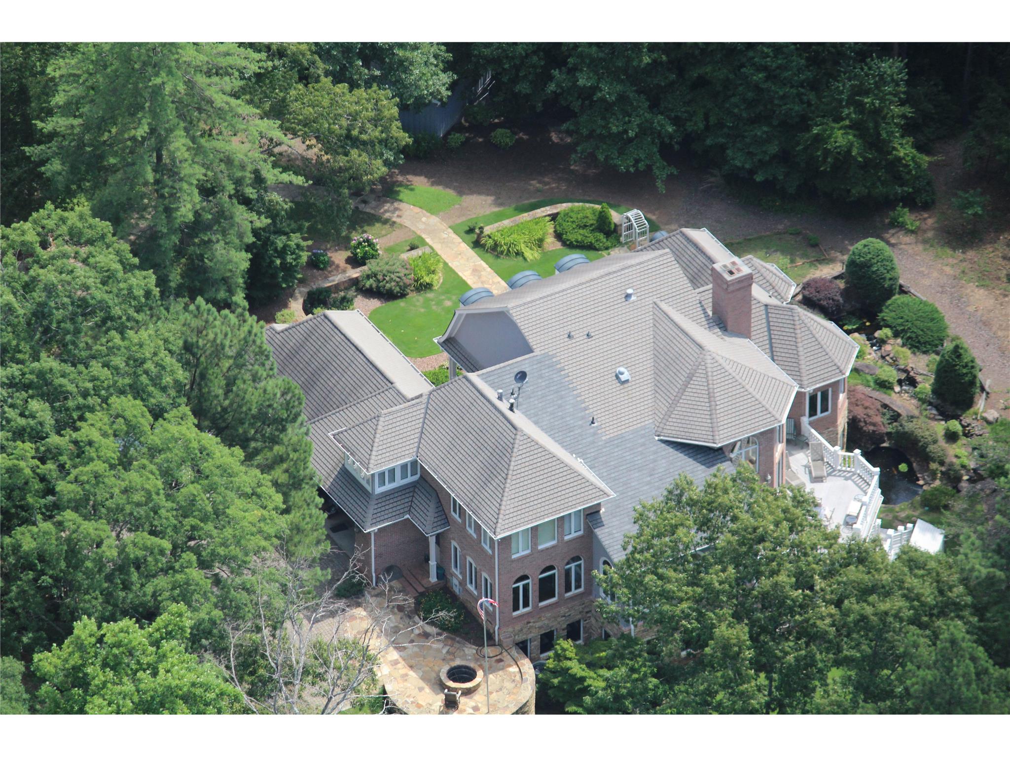 3575 Monroe Cir, Gainesville, GA 30506 photo 4