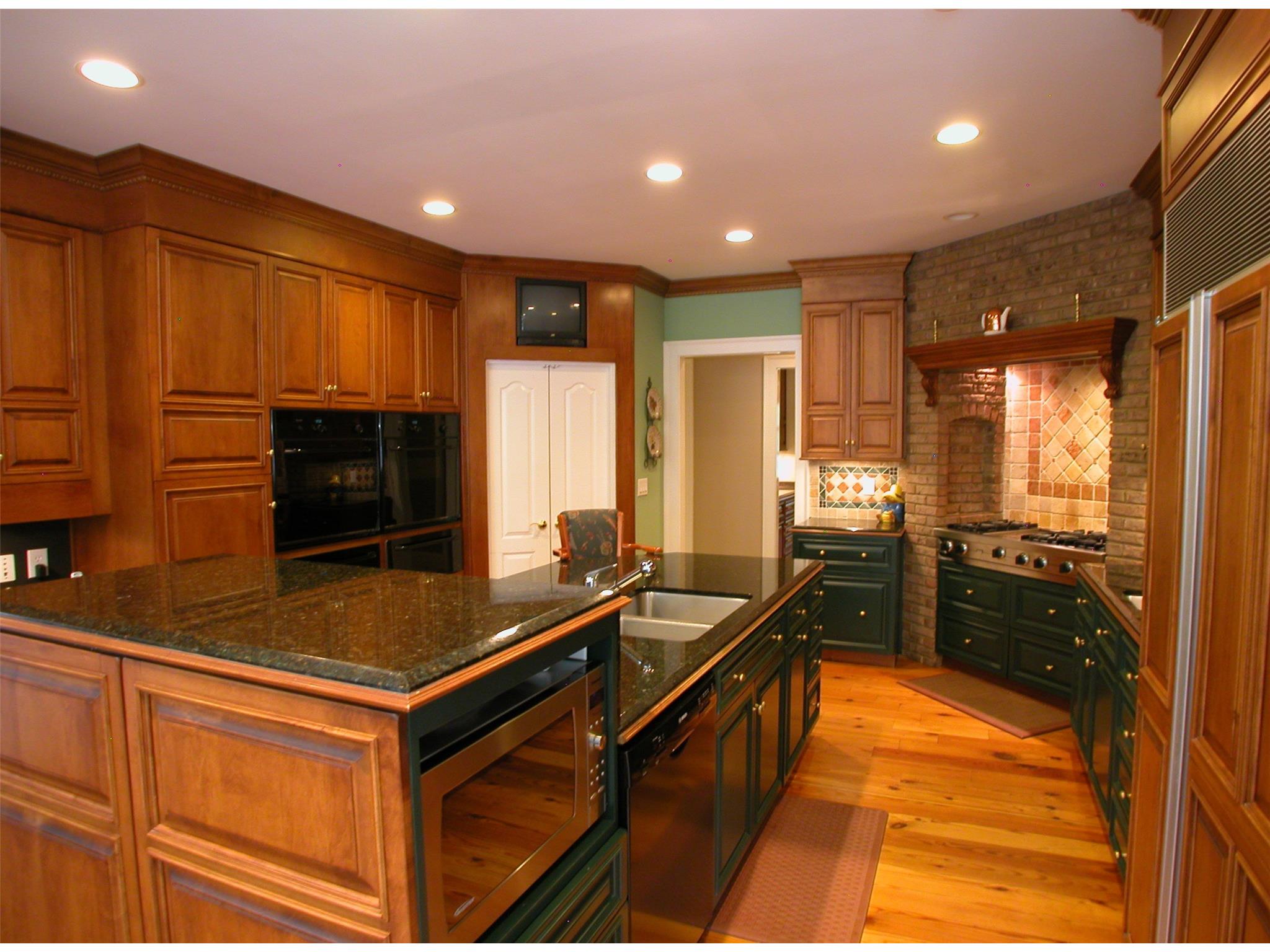 3575 Monroe Cir, Gainesville, GA 30506 photo 11