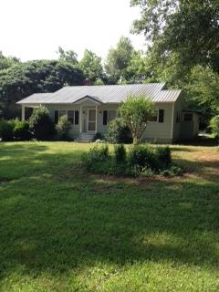 779 Commerce Rd, Jefferson, GA 30549 photo 1