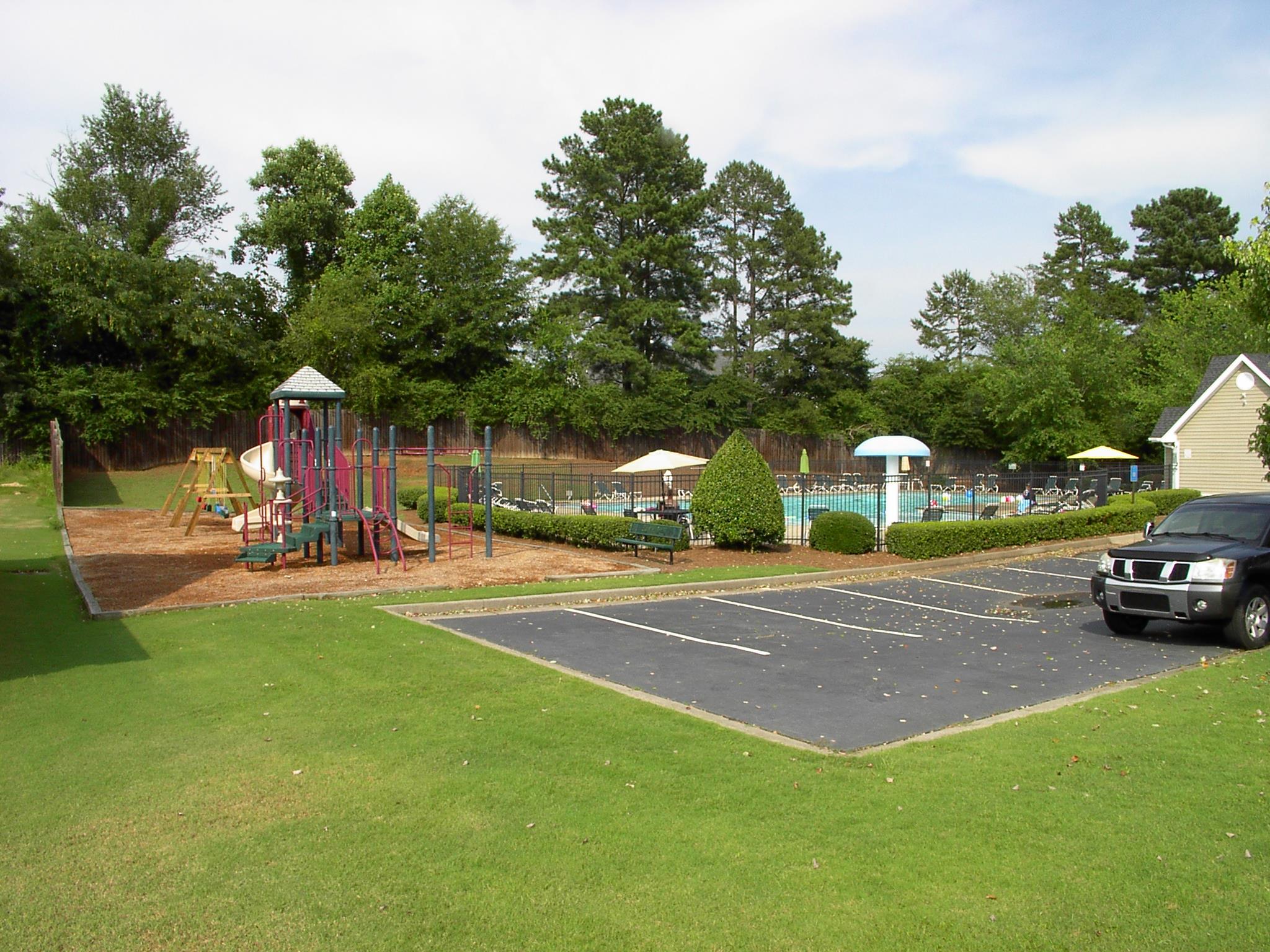 313 Hydesmere Dr, Buford, GA 30518 photo 19