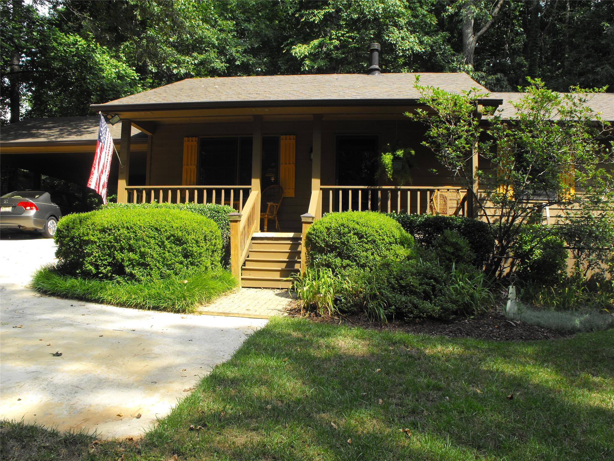 5259 Sugar Ridge Dr, Buford, GA 30518 photo 1
