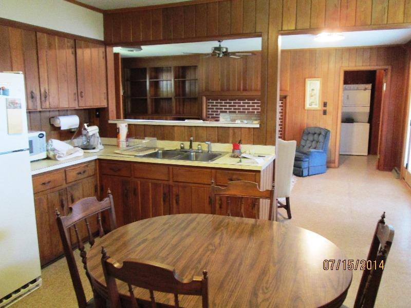 544 E Johnson St, Hartwell, GA 30643 photo 5