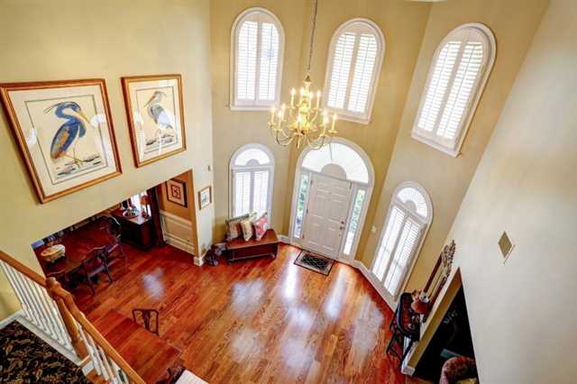 6690 River Crest Pt, Suwanee, GA 30024 photo 3