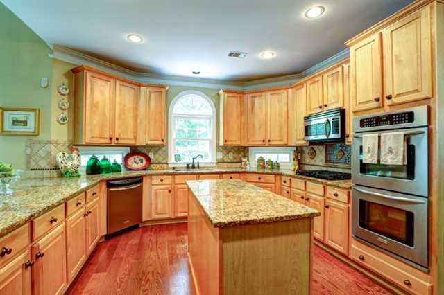 6690 River Crest Pt, Suwanee, GA 30024 photo 7