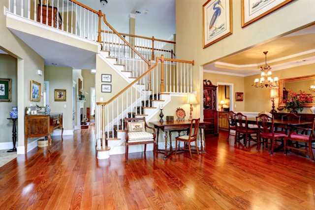 6690 River Crest Pt, Suwanee, GA 30024 photo 4