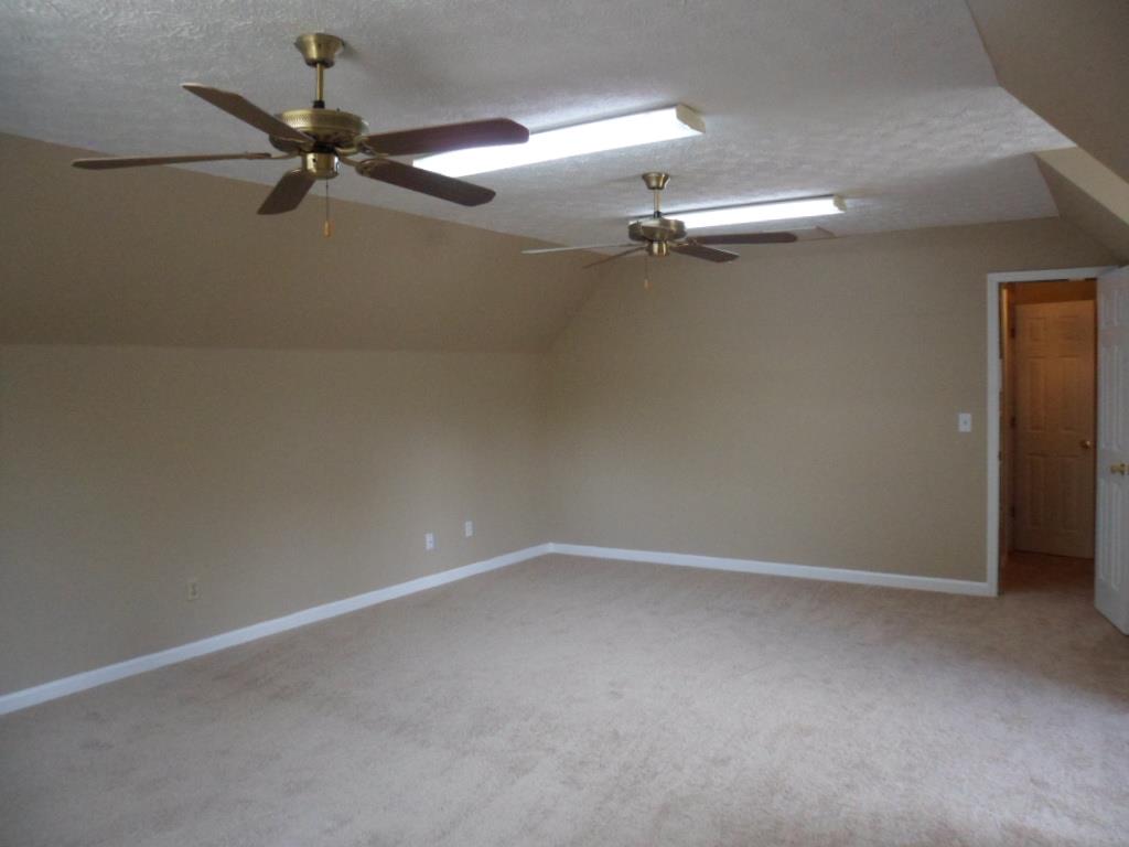 210 Featherwood Dr, Cornelia, GA 30531 photo 14