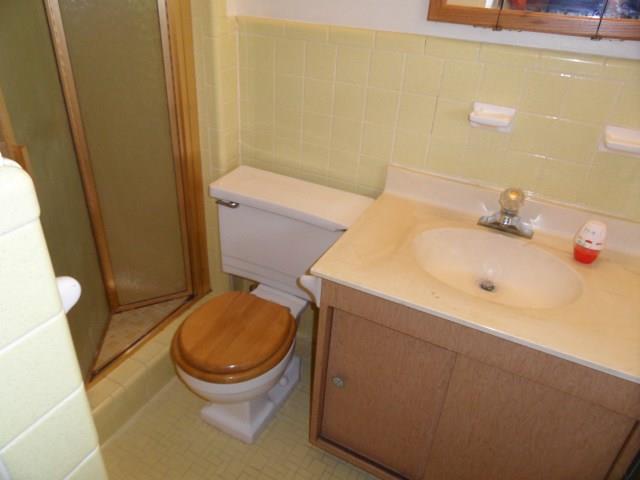 833 Poplar St, Toccoa, GA 30577 photo 9