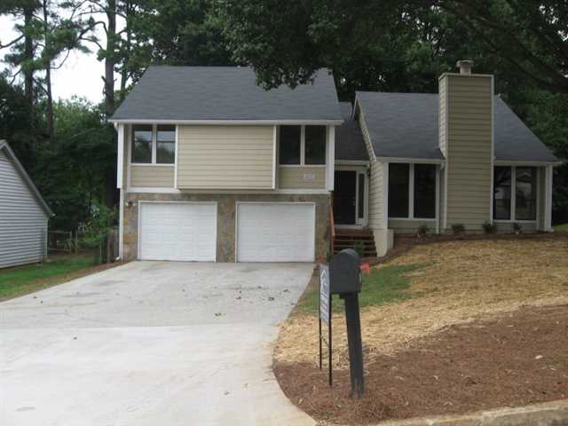 3964 Springleaf Pt, Stone Mountain, GA 30083 photo 1
