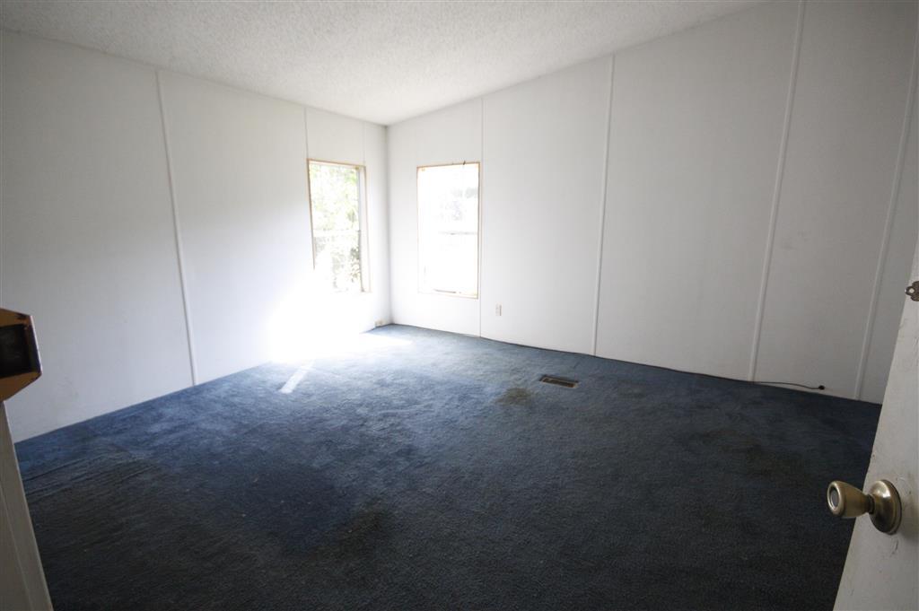 171 Edgewater Ct, Byron, GA 31008 photo 5