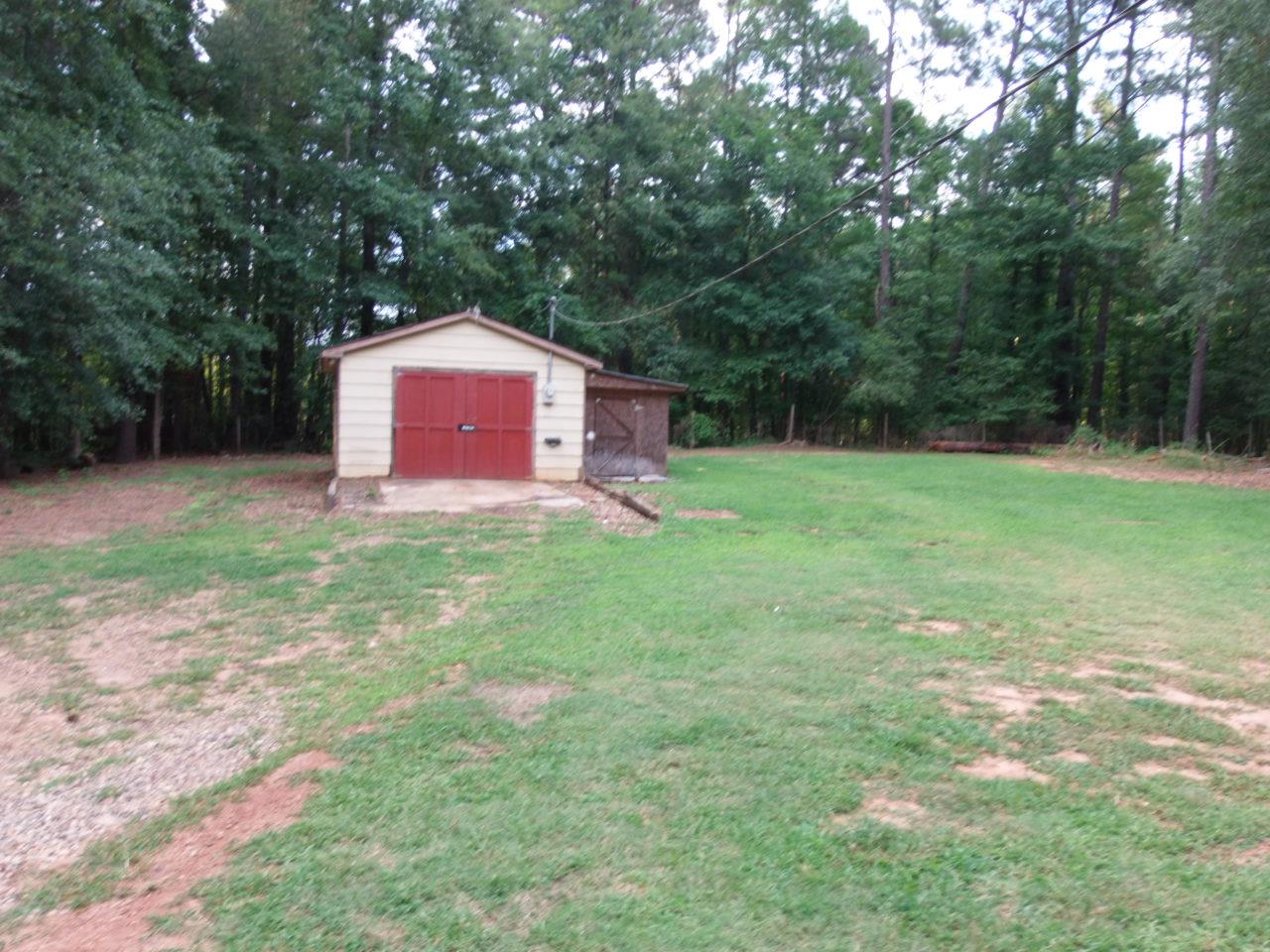 969 Manning Gin Rd, Winder, GA 30680 photo 5