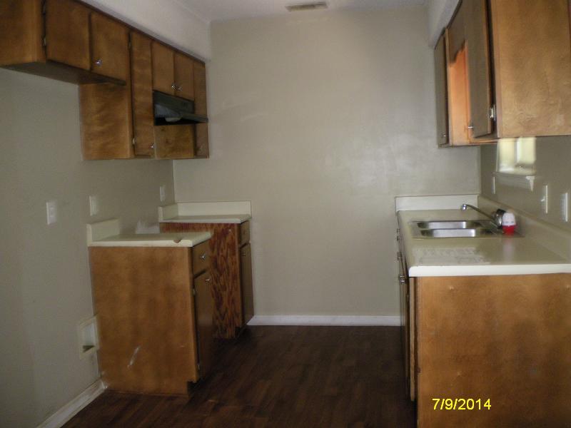 1225 Roberts Way, Pooler, GA 31322 photo 4