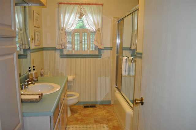 2068 Crow Rd, Gainesville, GA 30501 photo 17