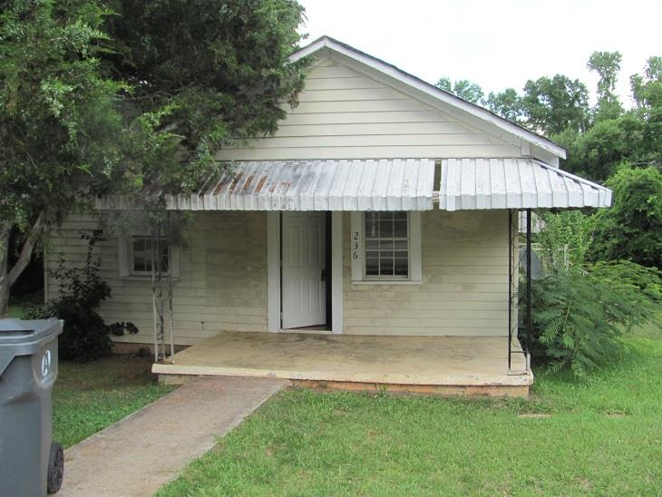 236 Carmichael St, Jackson, GA 30233 photo 1