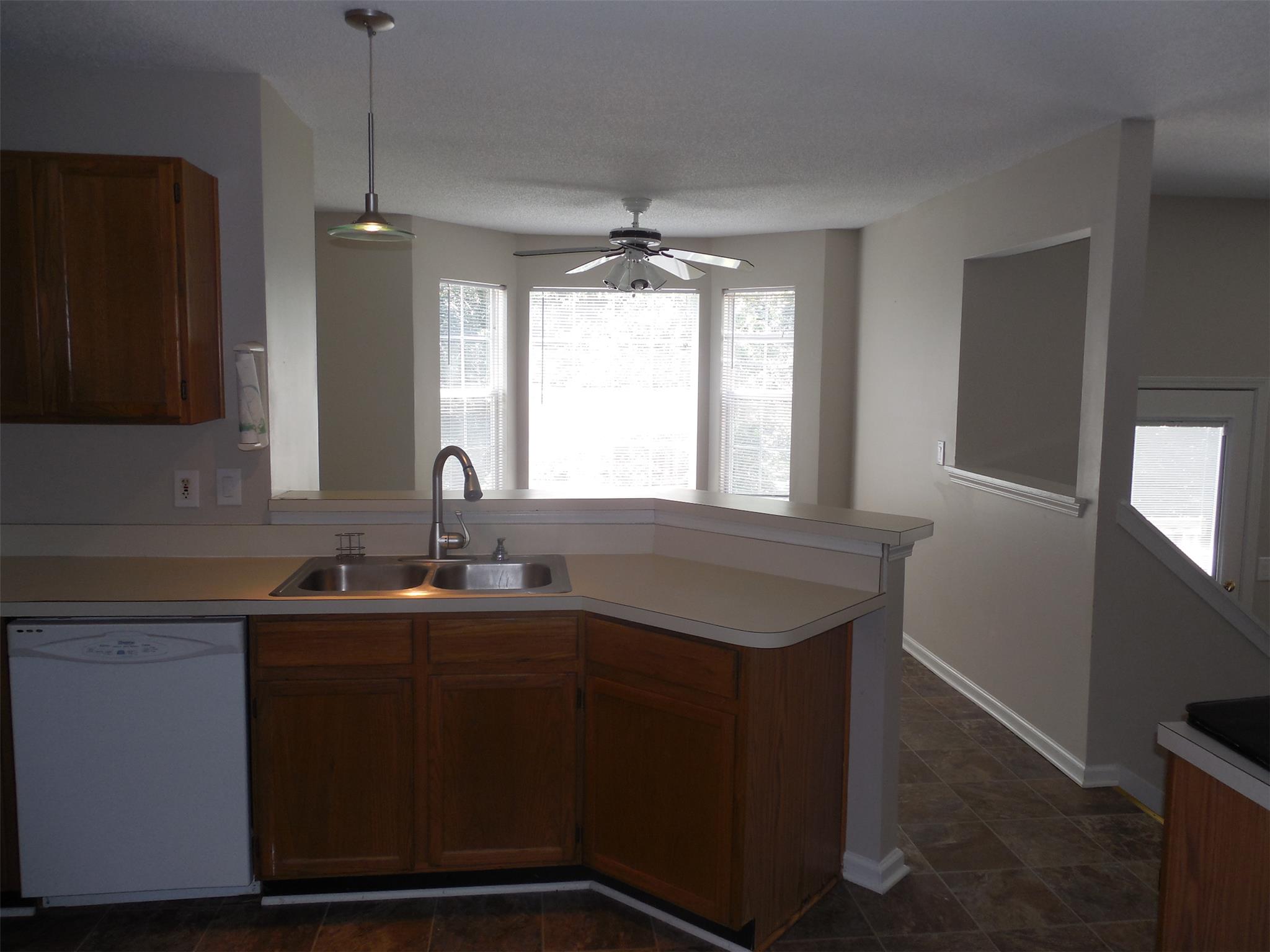 2005 Rocksram Dr, Buford, GA 30519 photo 10