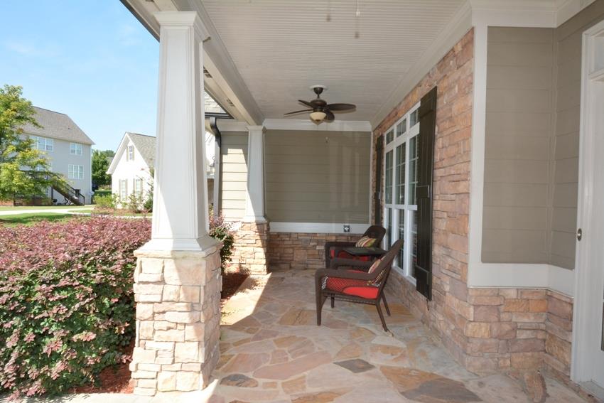 826 Keeling Mill Ln, Grayson, GA 30017 photo 2