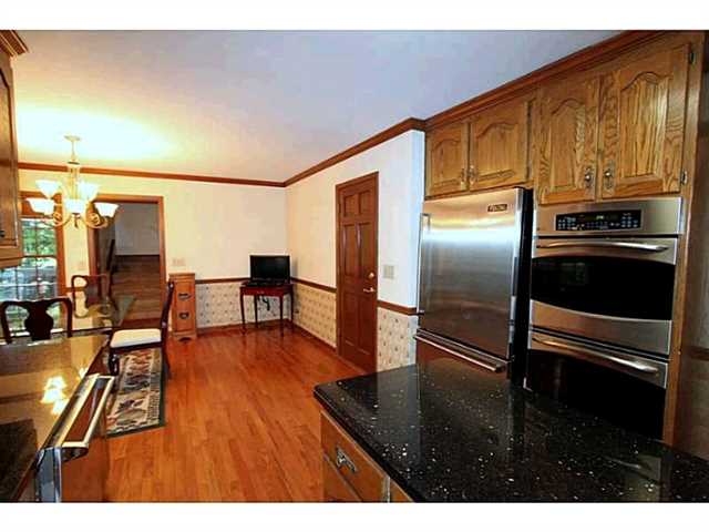240 Pullman Trl, Roswell, GA 30075 photo 7