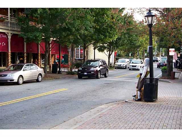 240 Pullman Trl, Roswell, GA 30075 photo 24