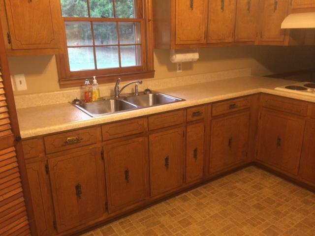 508 Fort St, Winder, GA 30680 photo 3