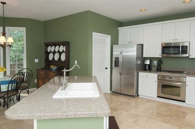 3755 River Hollow Run, Duluth, GA 30096 photo 8