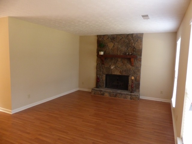 1414 Cone Cir, Grayson, GA 30017 photo 3