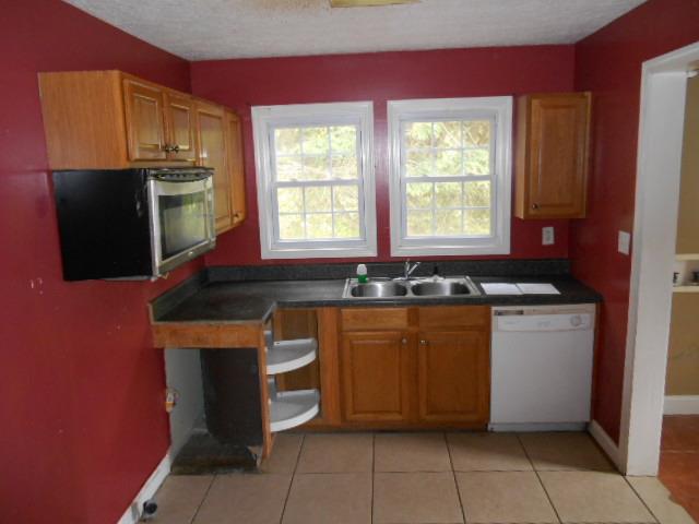 373 Hoyt St, Cornelia, GA 30531 photo 4