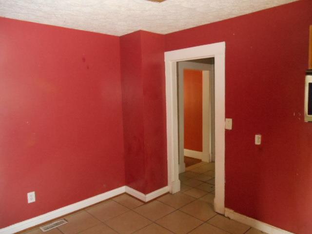 373 Hoyt St, Cornelia, GA 30531 photo 5