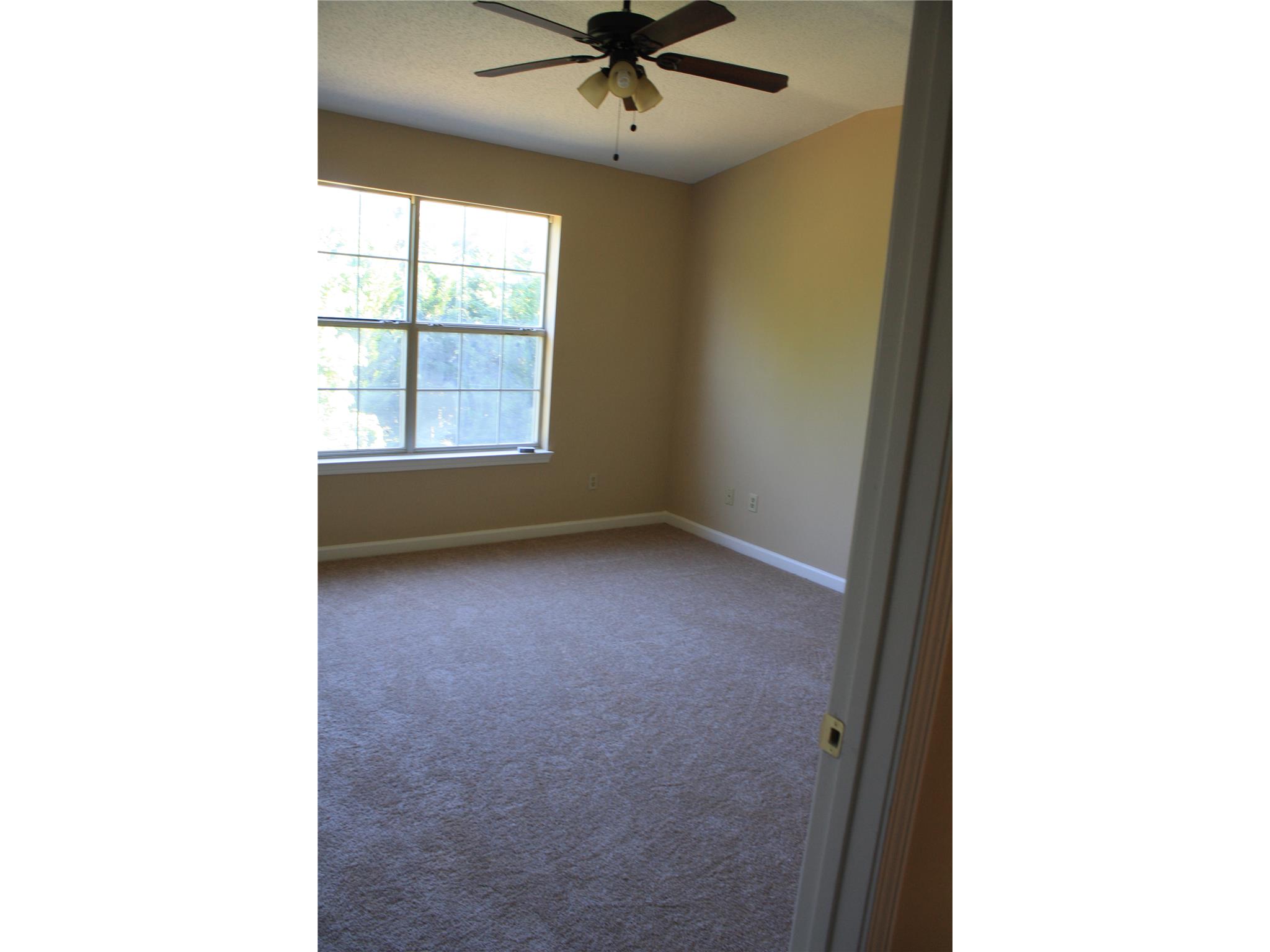 3481 Oak Leaf Ct, Rex, GA 30273 photo 9