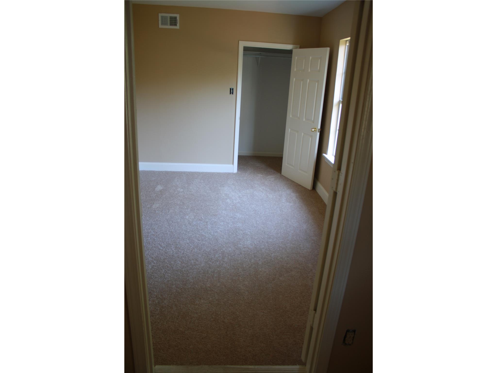3481 Oak Leaf Ct, Rex, GA 30273 photo 11