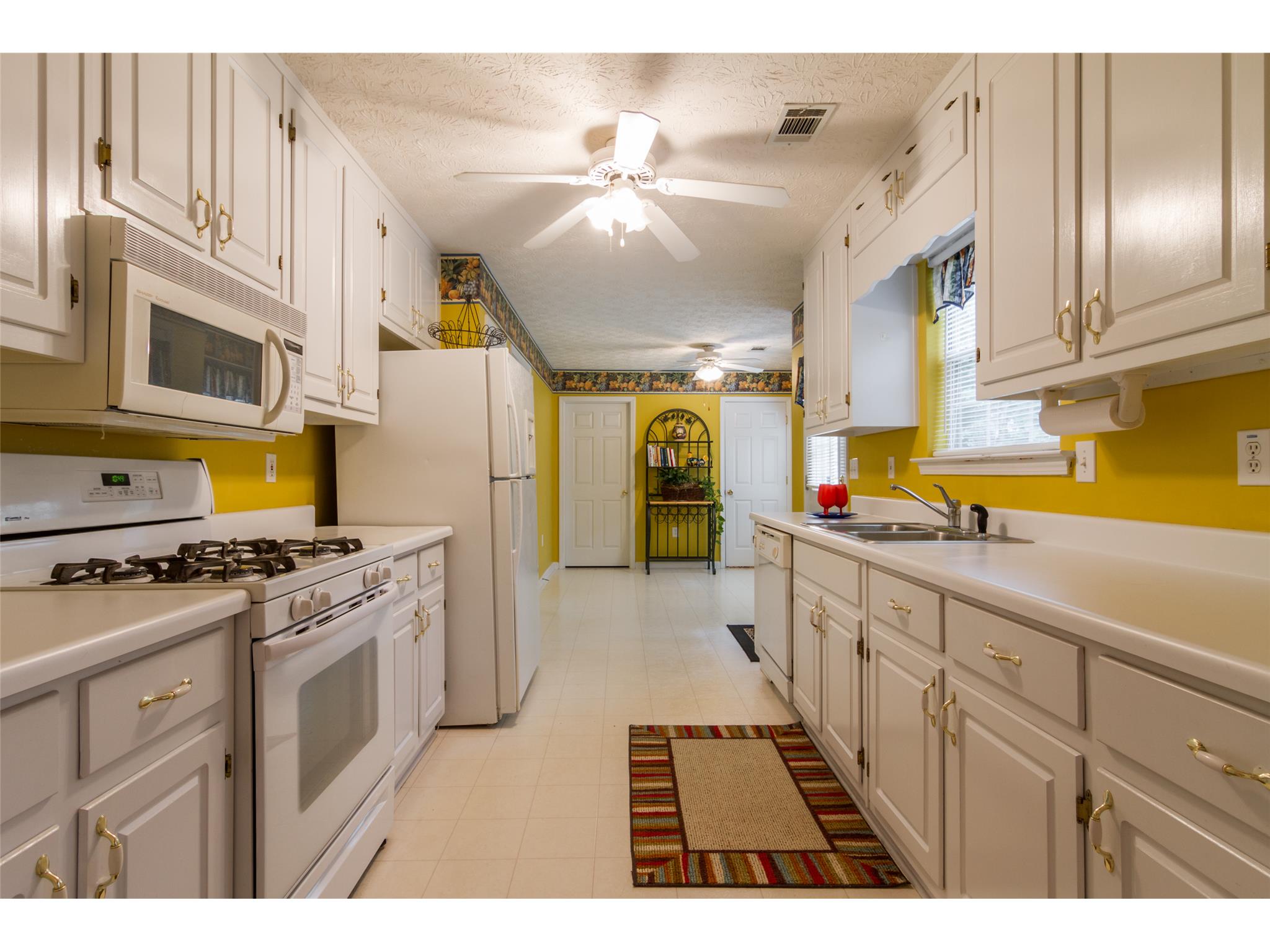 40 Tufts Cir, Covington, GA 30016 photo 8