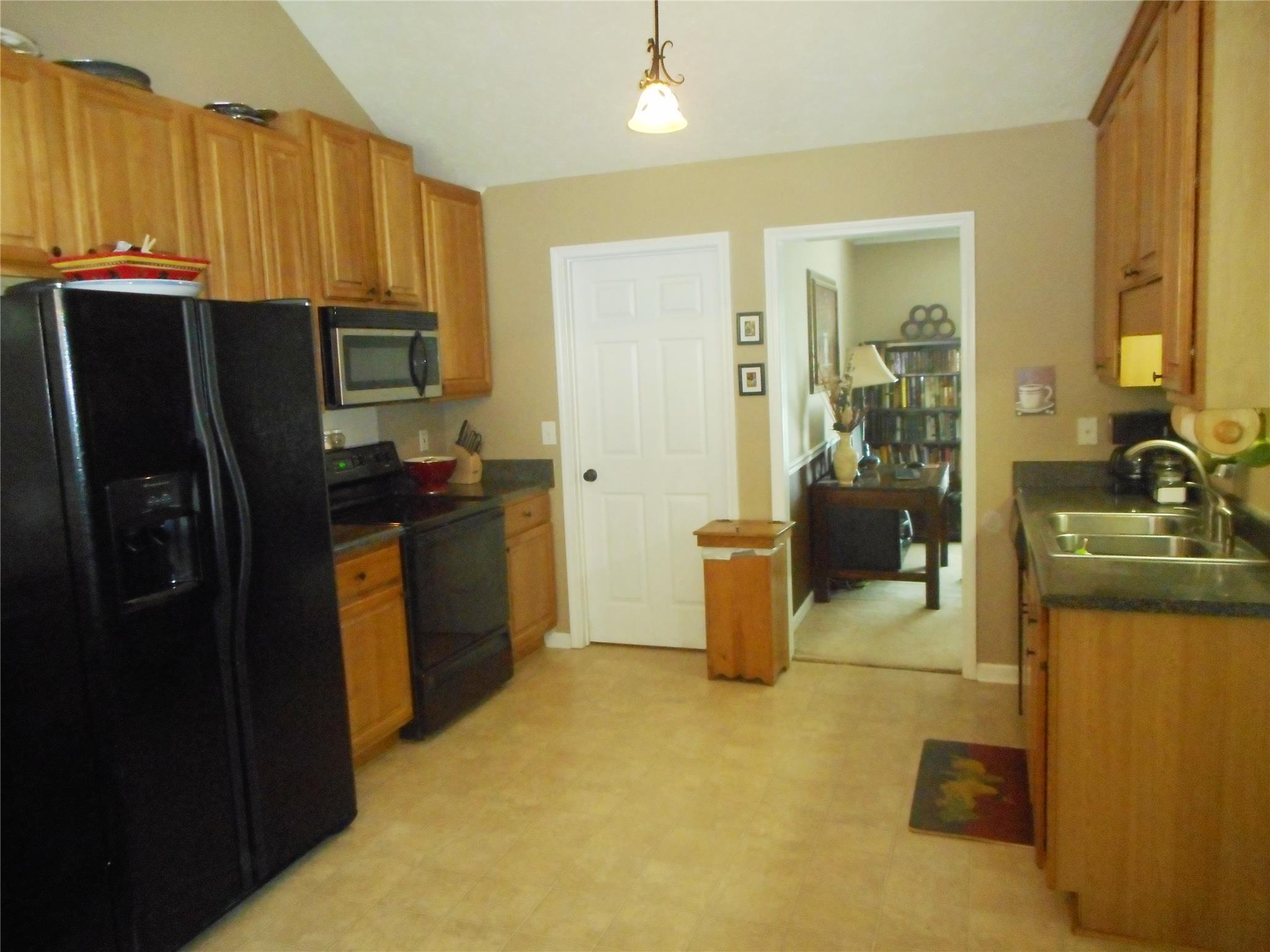 109 Clairmont, Lagrange, GA 30240 photo 3
