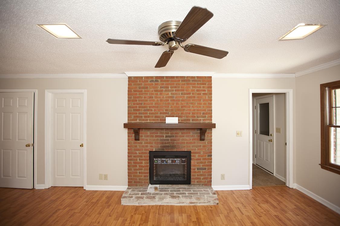 1207 Springway Dr, Gainesville, GA 30501 photo 5