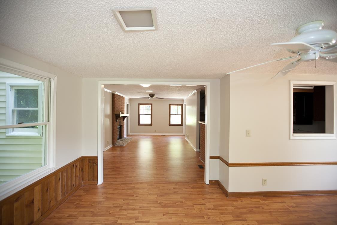 1207 Springway Dr, Gainesville, GA 30501 photo 6