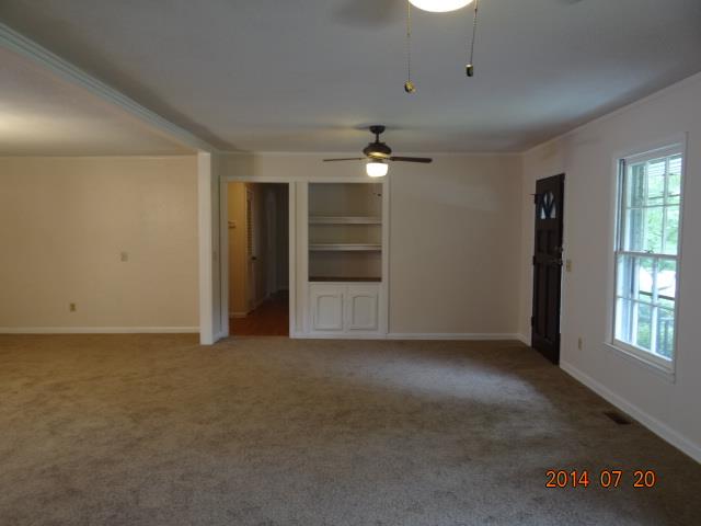 265 Circle Dr, Clarkesville, GA 30523 photo 6