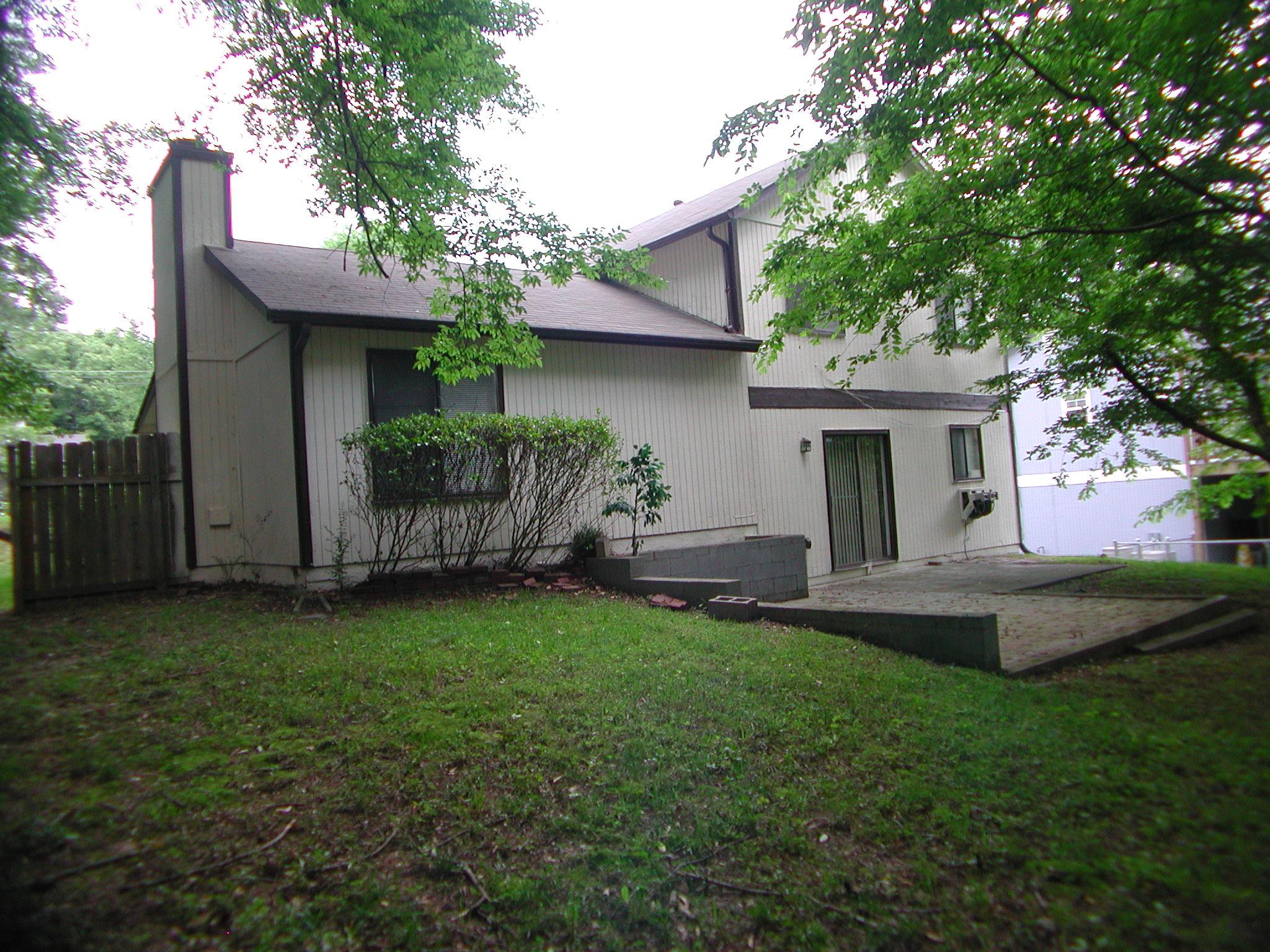 4886 Royal Dr, Duluth, GA 30096 photo 2