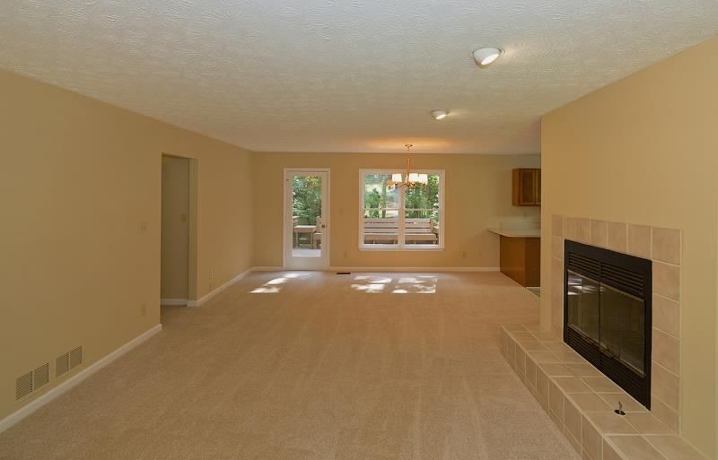 727 New Hope Dr, Hampton, GA 30228 photo 3