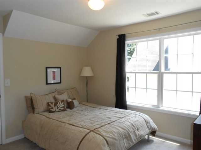 4080 Suwanee Bend Dr, Suwanee, GA 30024 photo 13