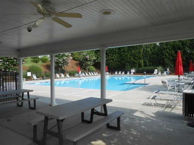 4080 Suwanee Bend Dr, Suwanee, GA 30024 photo 22