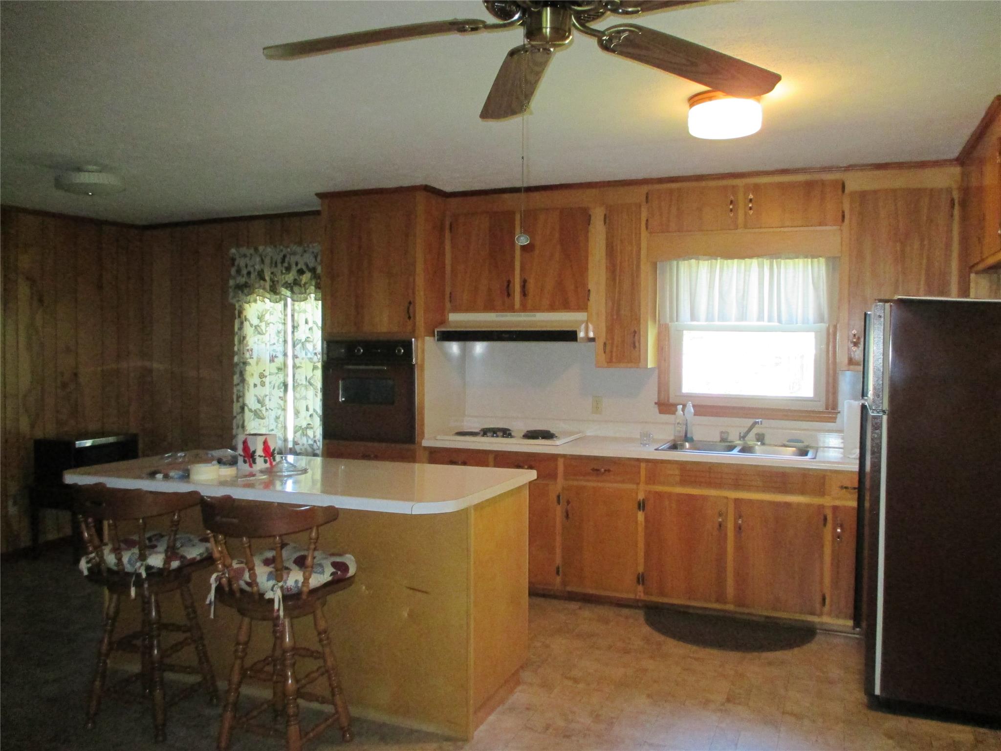 583 E Oak St, Thomaston, GA 30286 photo 4
