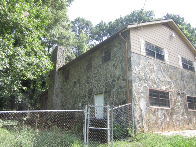 5964 Twilight Trl, Morrow, GA 30260 photo 3