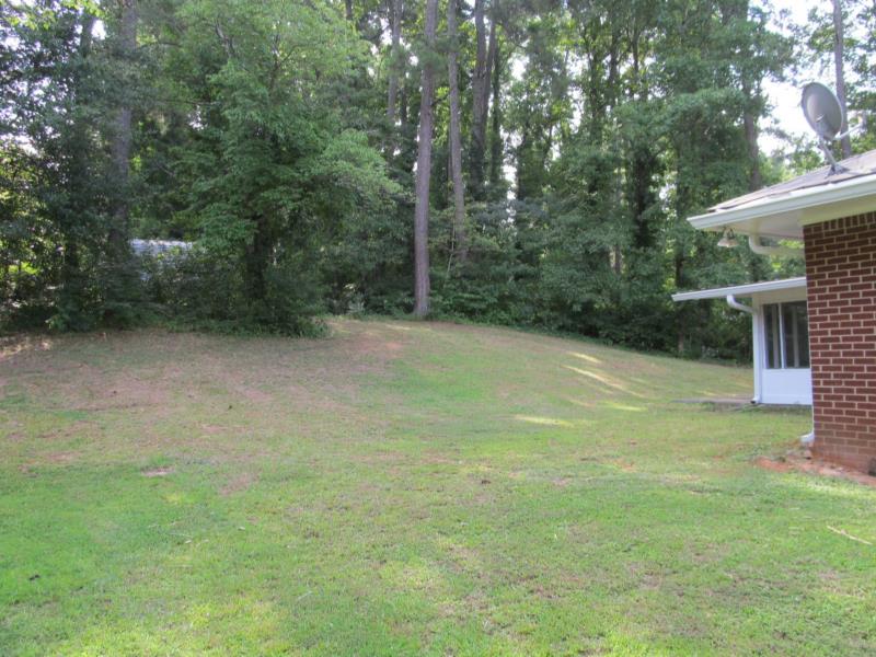 1354 Hammack Dr, Morrow, GA 30260 photo 18