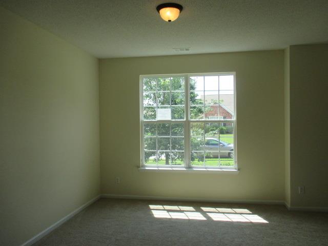 50 Ridge Pointe Dr, Covington, GA 30016 photo 3