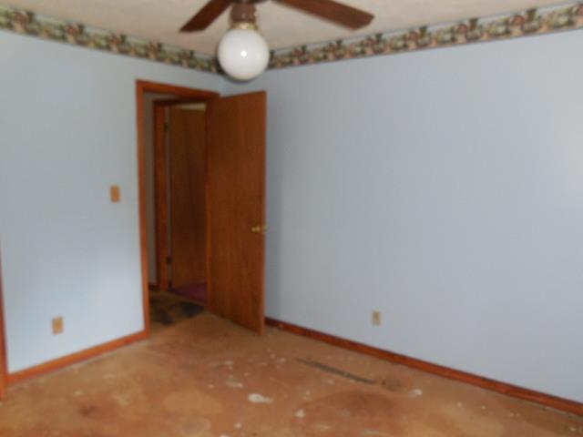 199 Ridgeway Rd, Milner, GA 30257 photo 7