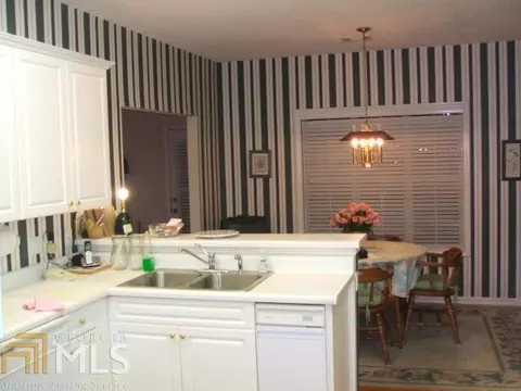 110 Montego Trl, Tyrone, GA 30290 photo 4