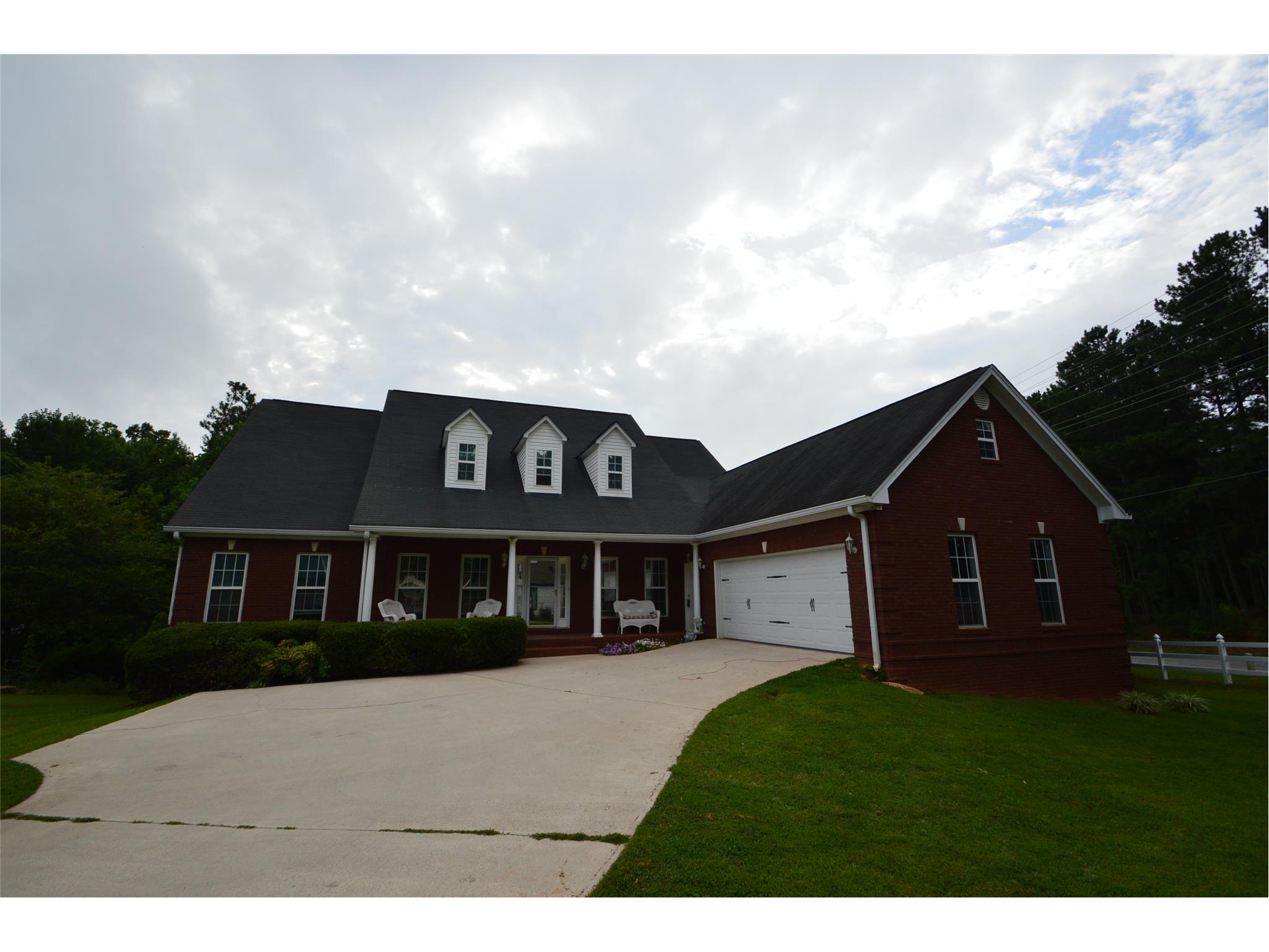 3600 Maple Forge Ln, Gainesville, GA 30504 photo 1