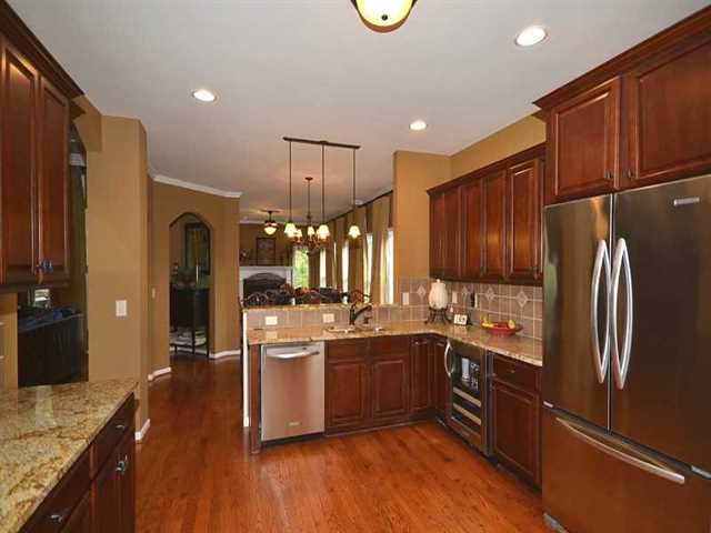 902 Fox Croft Pl, Canton, GA 30114 photo 6