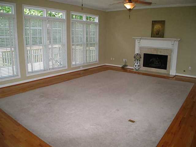 302 Shadow Loch Ct, Suwanee, GA 30024 photo 5