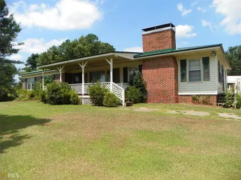 3682 W Point Rd, Lagrange, GA 30240 photo 1