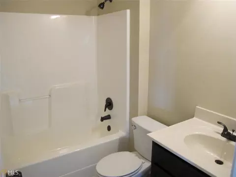 1168 Parkmist Dr, Buford, GA 30518 photo 10