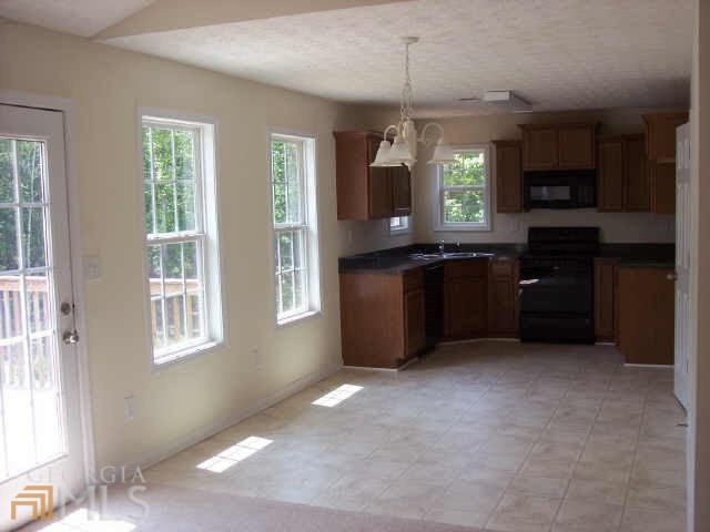 95 Argyll Way, Covington, GA 30016 photo 5
